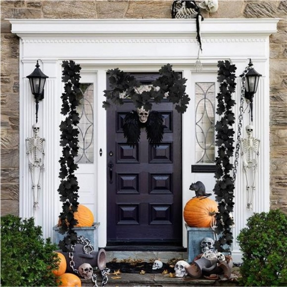 4 PCs of 5.9 Ft Black Maple Leaves Garland (23.6FT) Fall Halloween Garland Decor - Picture 3 of 6